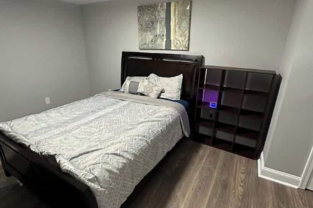 Photo of Bedroom in Lochearn