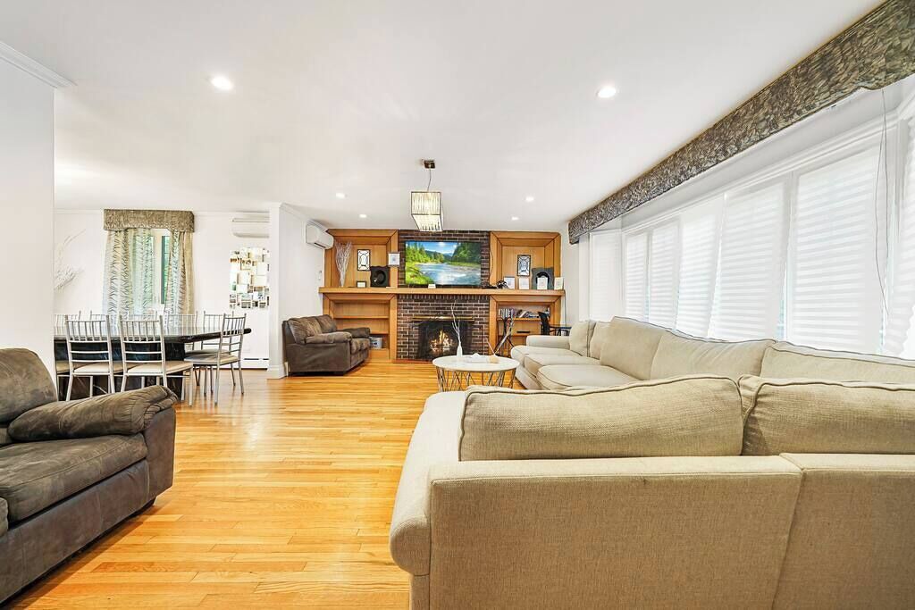 Photo of Livingroom in Woodridge