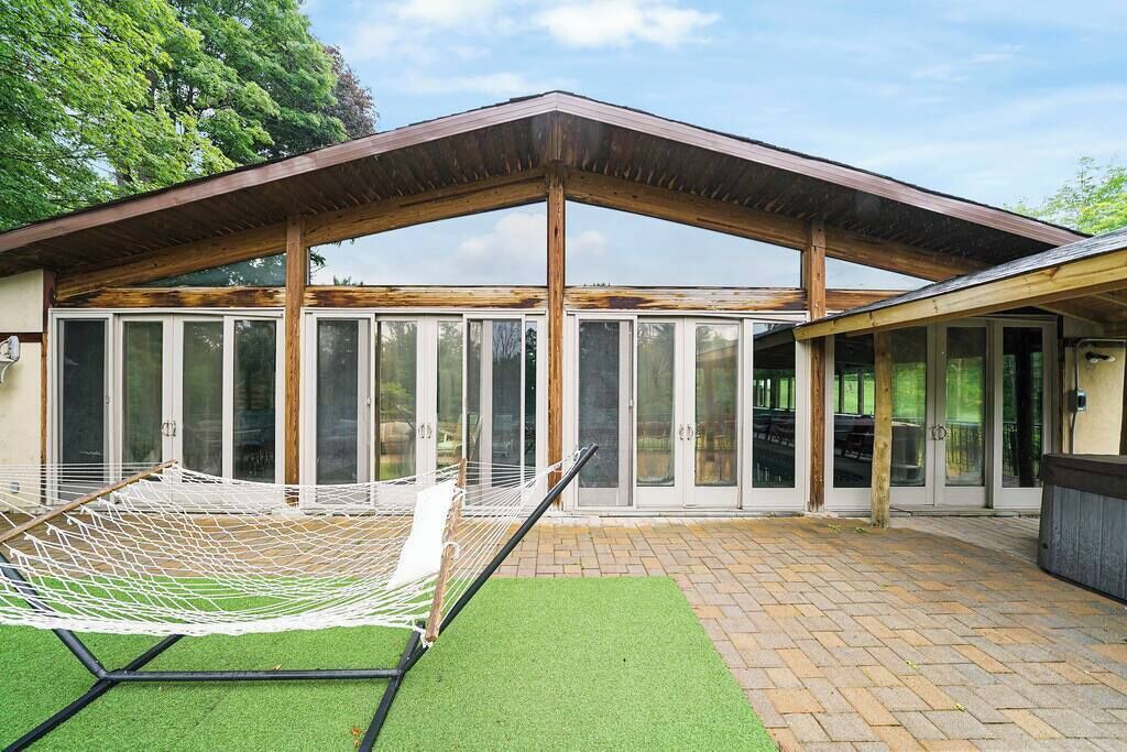 Photo of Outdoor in Woodridge