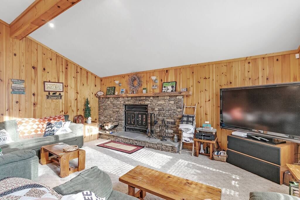 Photo of Livingroom in Champion
