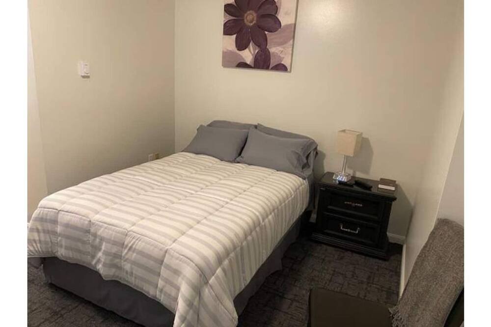 Photo of Bedroom in Loyalton