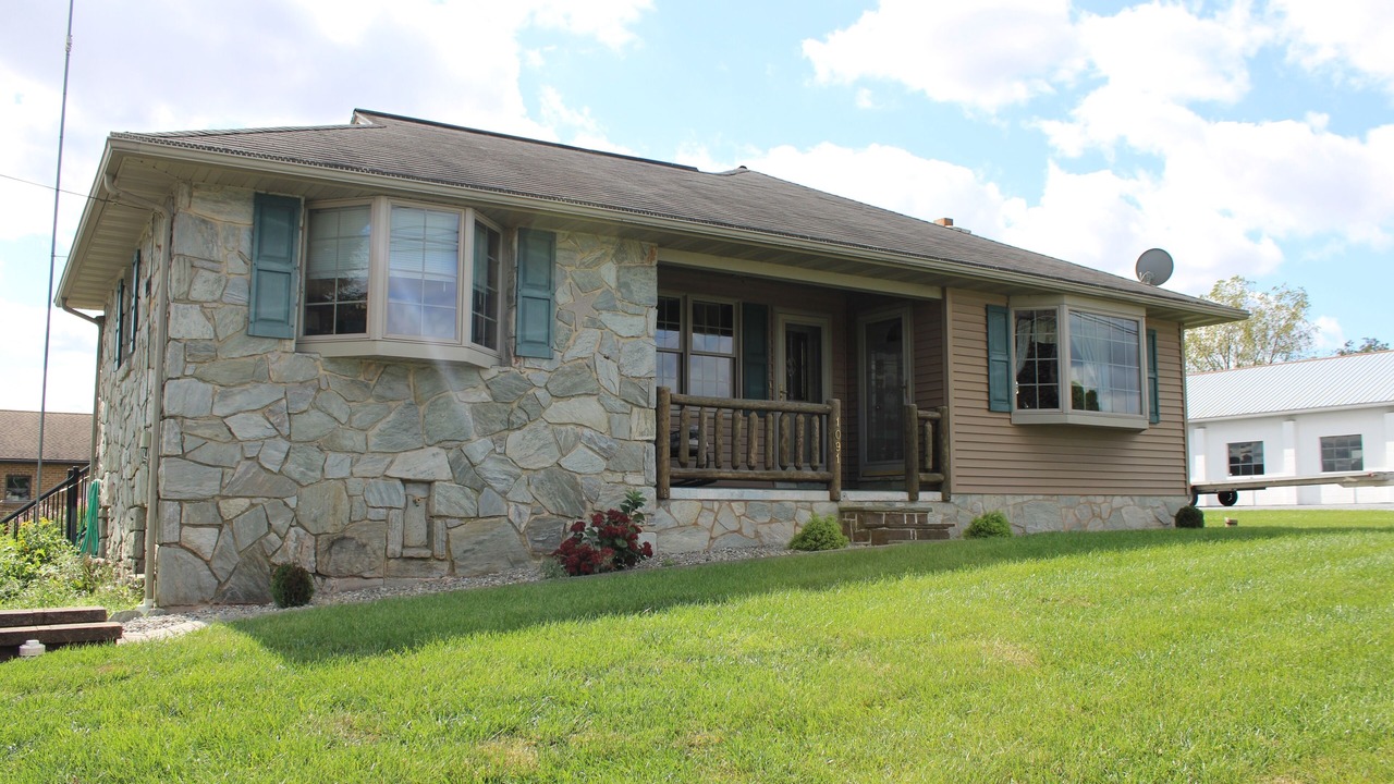 Photo of Outdoor in Martindale