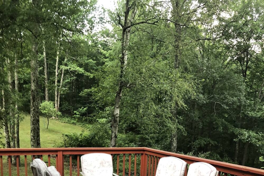 Photo of Patio Balcony in Mainesburg