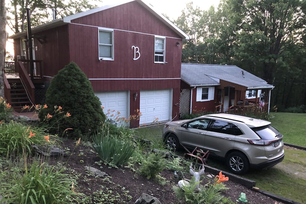 Photo of Outdoor in Mainesburg