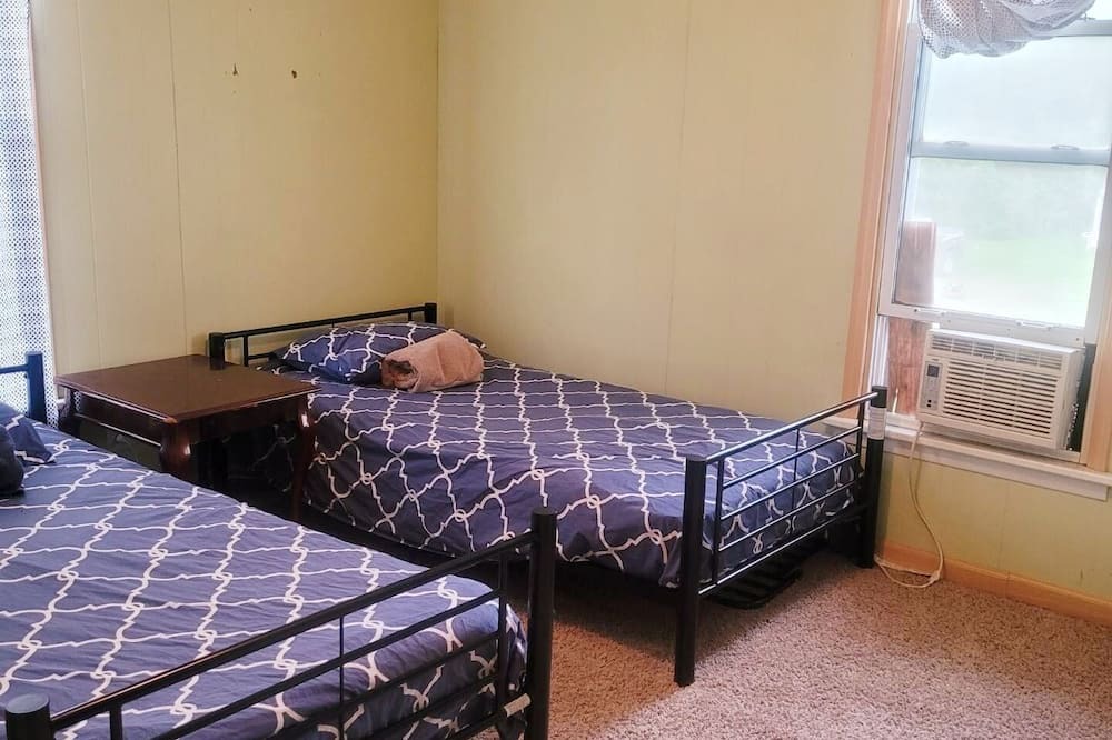 Photo of Bedroom in Summerville
