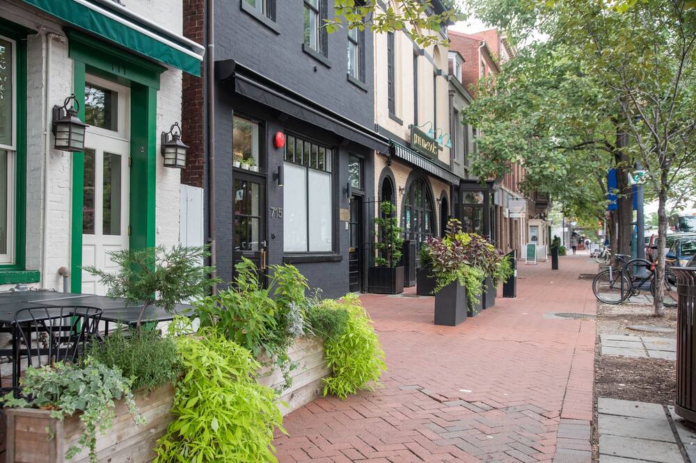 Photo of Outdoor in Navy Yard
