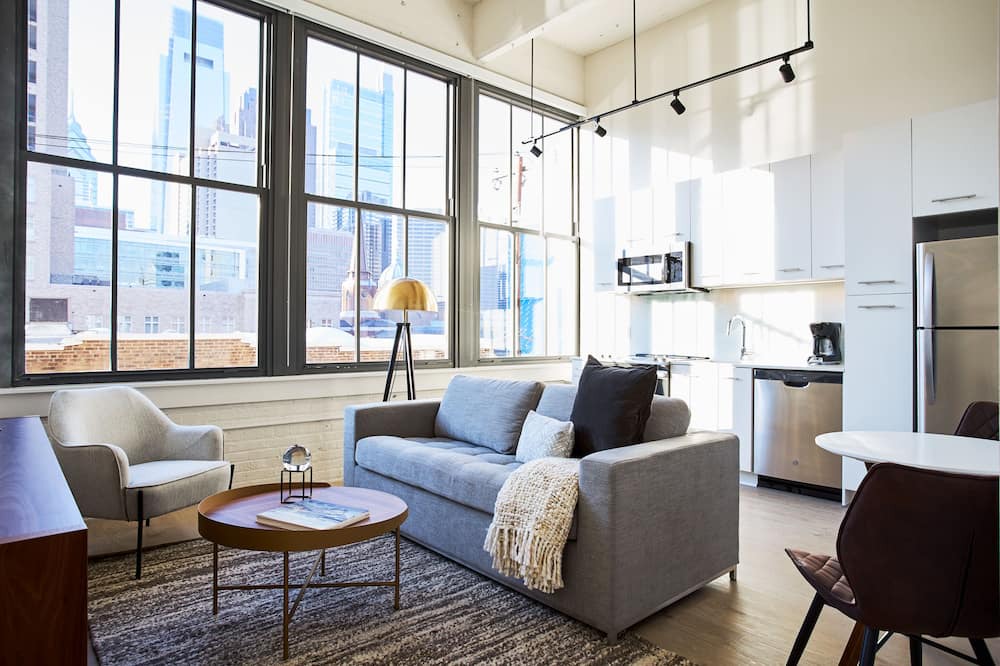 Photo of Livingroom in Logan Square