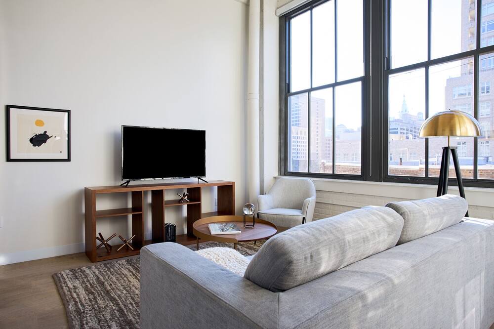 Photo of Livingroom in Logan Square