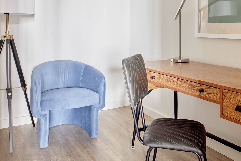 Photo of Bedroom in Logan Square