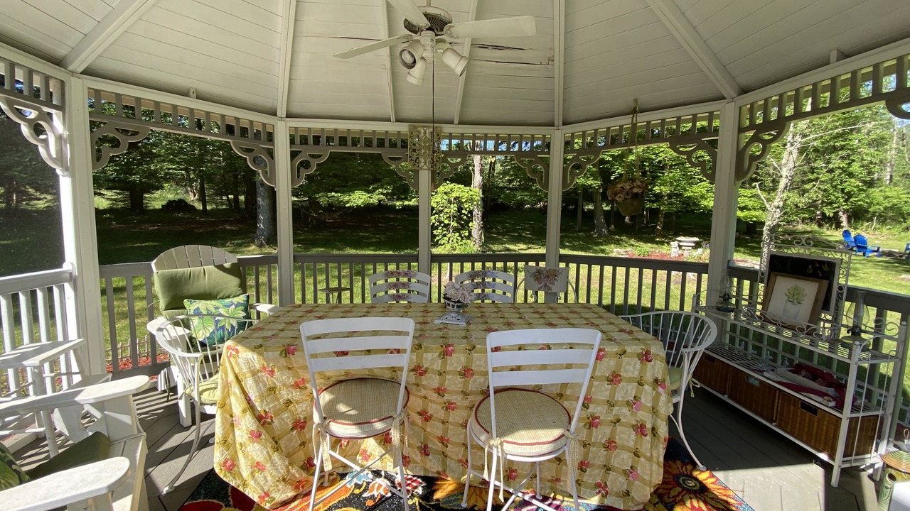 Photo of Patio Balcony in Rhinebeck