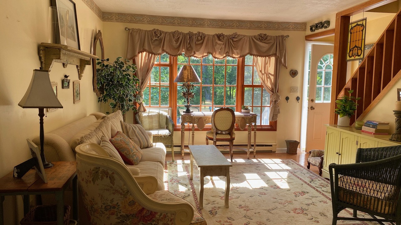 Photo of Livingroom in Rhinebeck