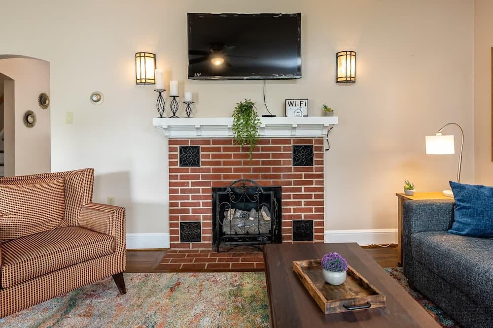 Photo of Livingroom in Maurertown