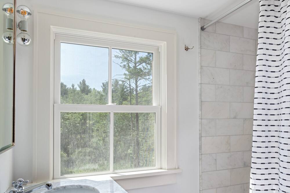 Photo of Bathroom in Lime Rock