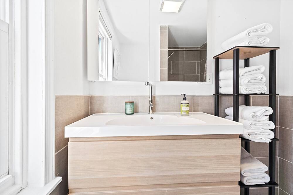 Photo of Bathroom in Southwark
