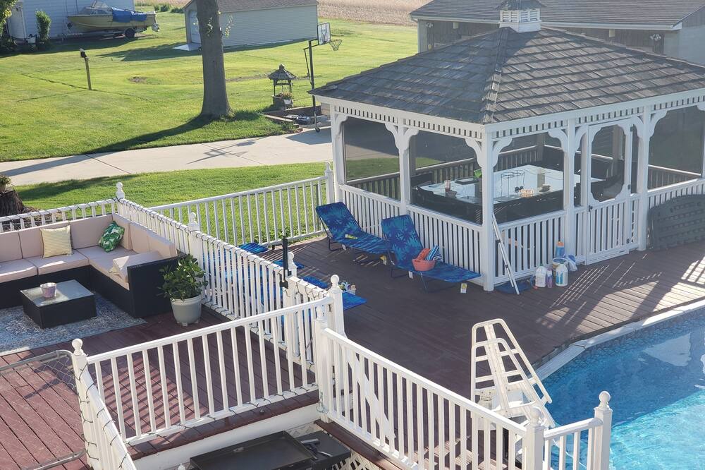 Photo of Others in Pennsville