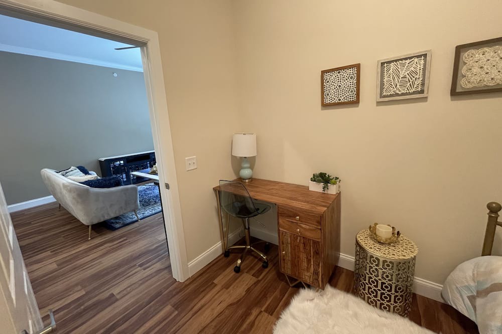Photo of Bedroom in Matawan