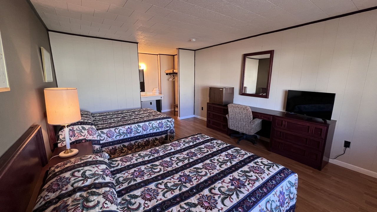 Photo of Bedroom in Delaware Water Gap