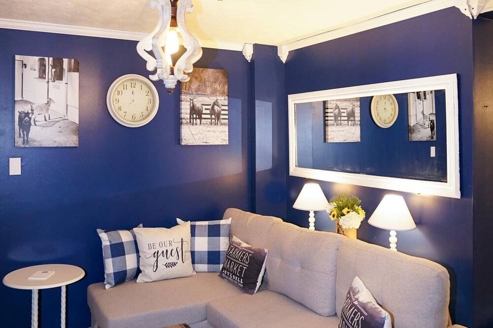 Photo of Livingroom in Berea