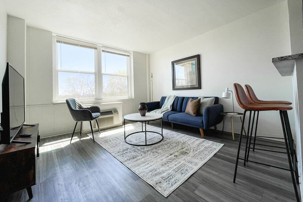 Photo of Livingroom in Corryville