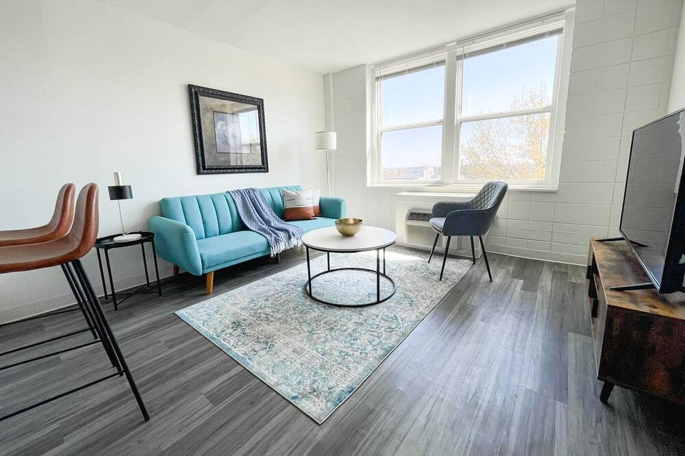 Photo of Livingroom in Corryville