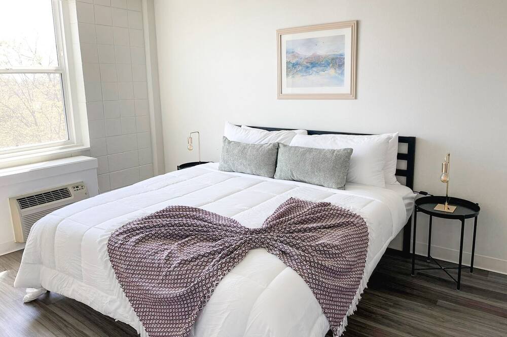 Photo of Bedroom in Corryville