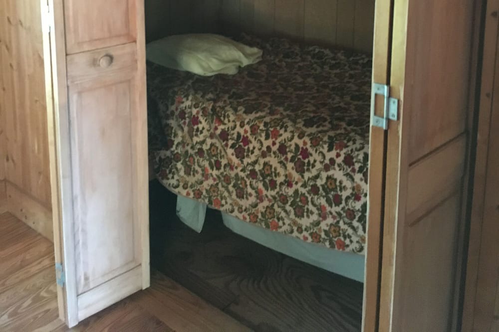 Photo of Bedroom in Guys Mills