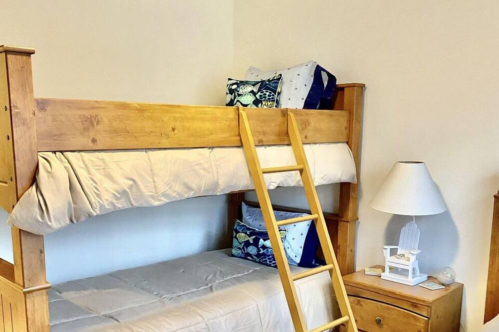 Photo of Bedroom in Sea Isle City