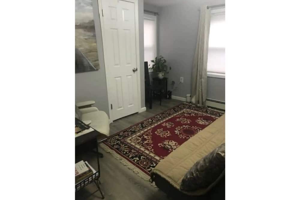 Photo of Bedroom in Central Nyack
