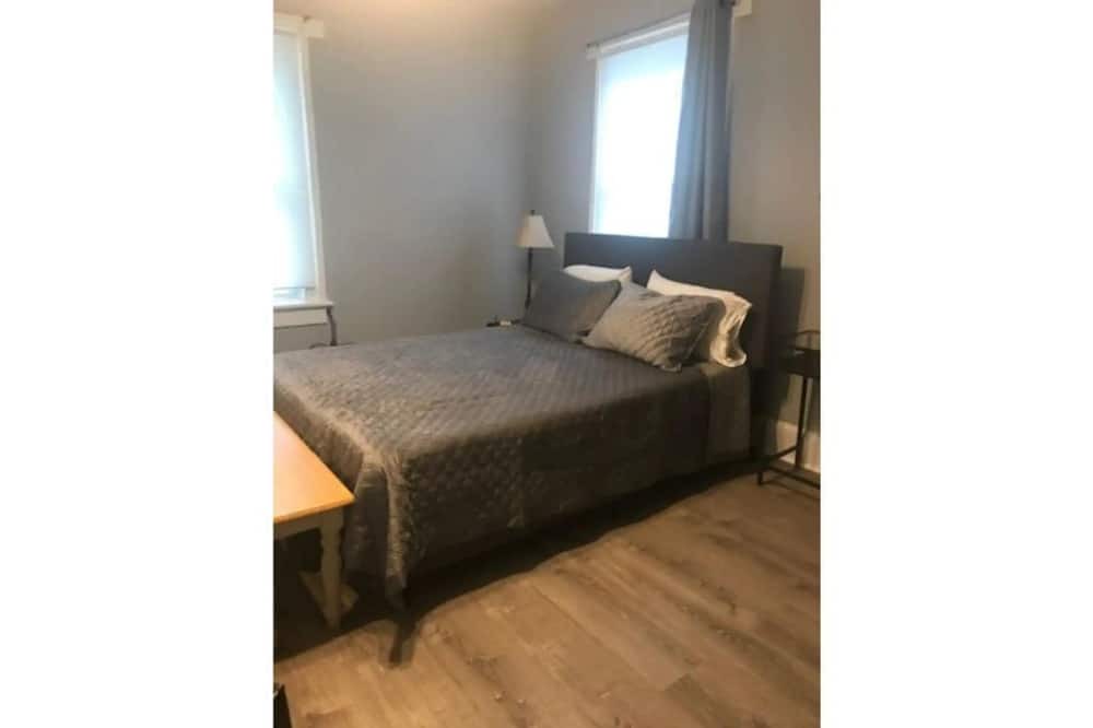 Photo of Bedroom in Central Nyack
