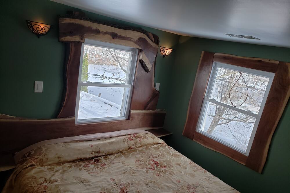 Photo of Bedroom in Tallman