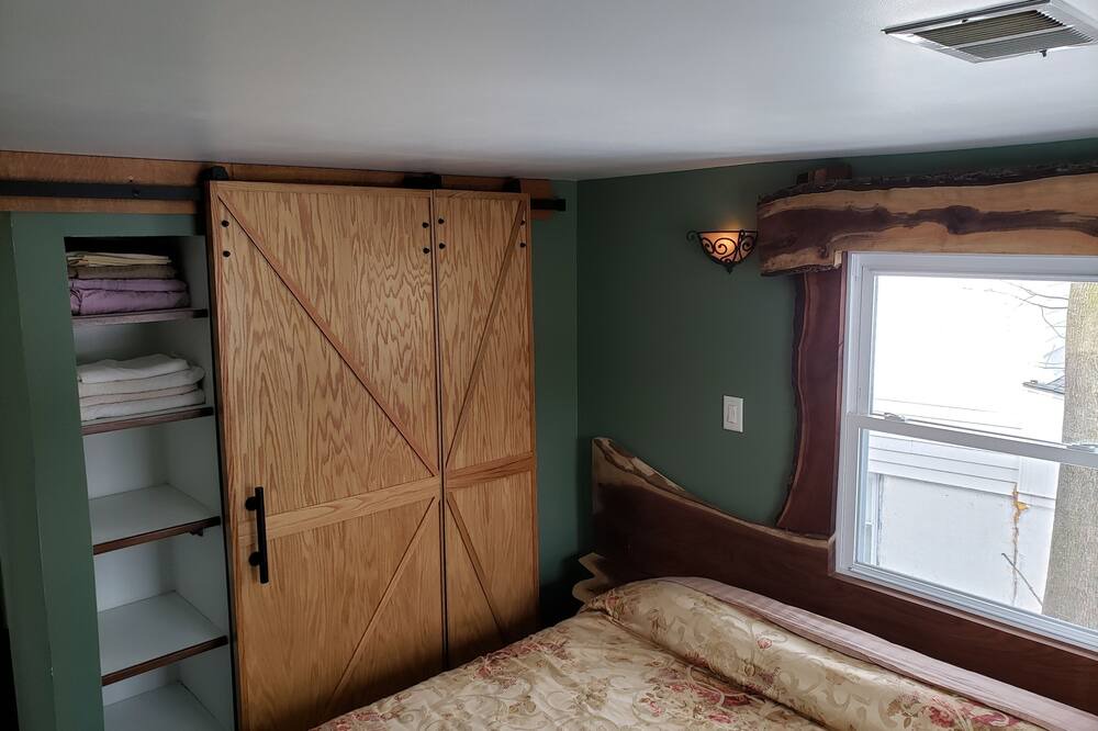 Photo of Bedroom in Tallman