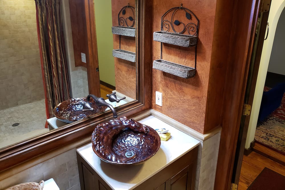 Photo of Kitchen in Tallman