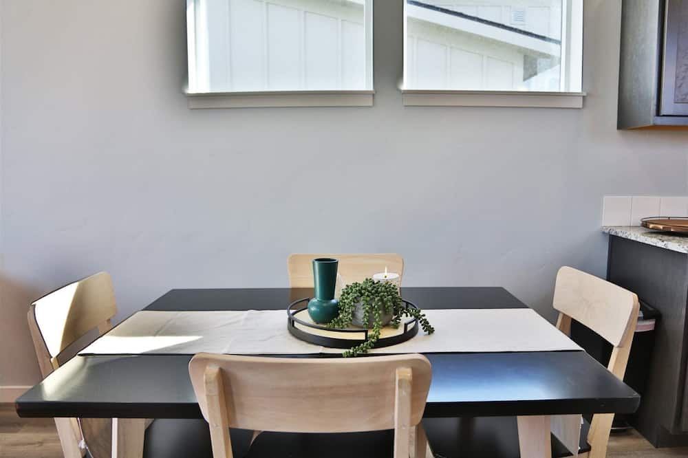 Photo of Livingroom in Boise