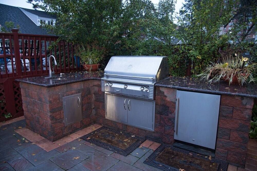 Photo of Outdoor in Elizabeth