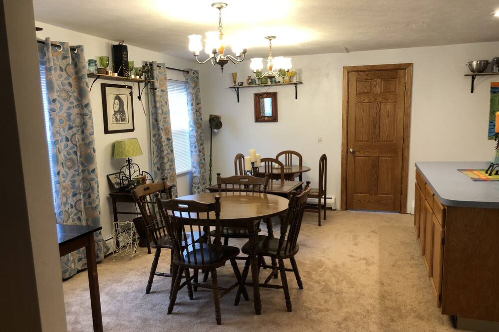 Photo of Kitchen in Warren