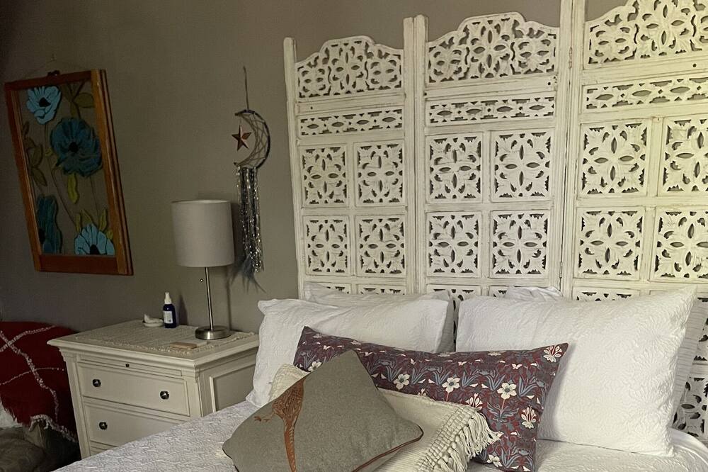 Photo of Bedroom in Lambertville