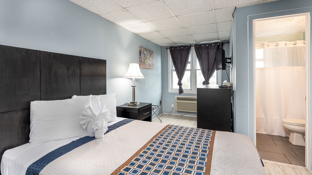 Photo of Bedroom in Seaside Heights
