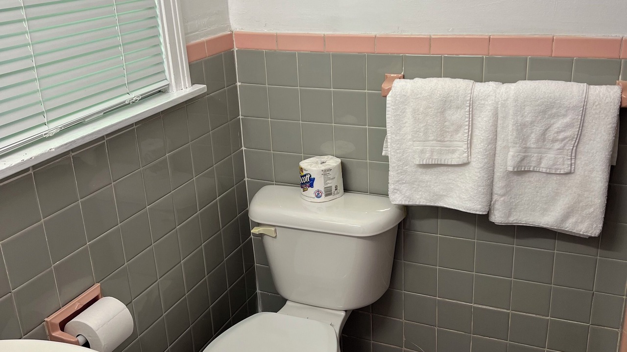 Photo of Bathroom in Firthcliffe