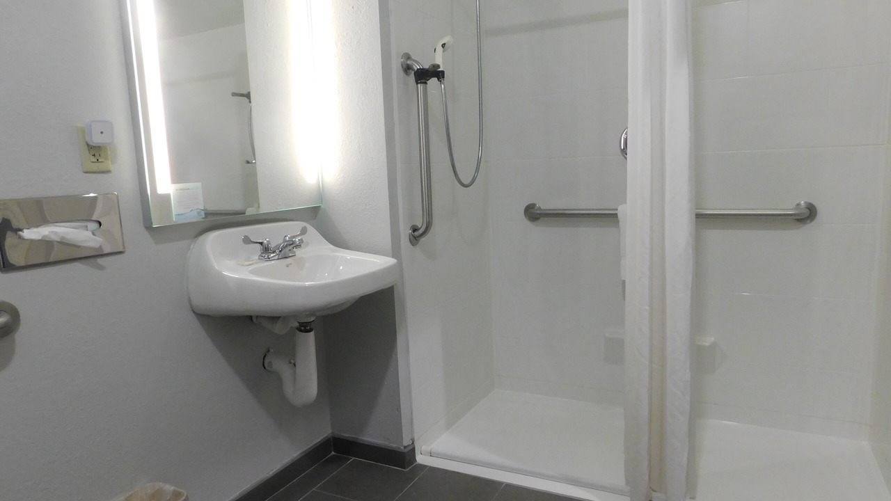 Photo of Bathroom in Triadelphia