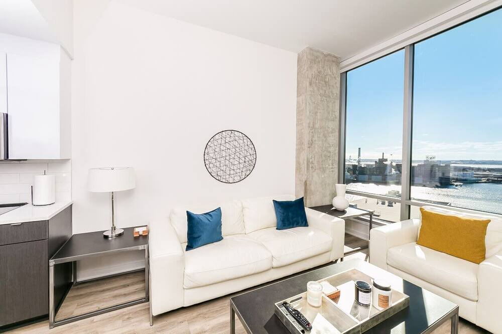 Photo of Livingroom in Fells Point