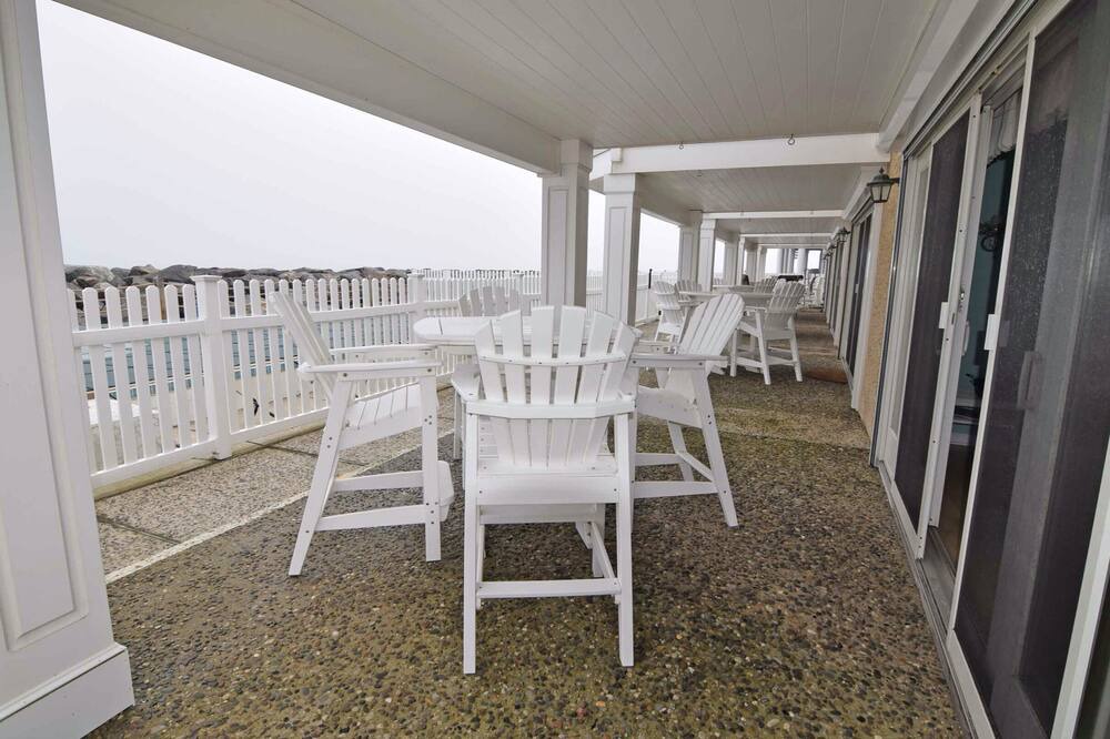 Photo of Others in Avalon