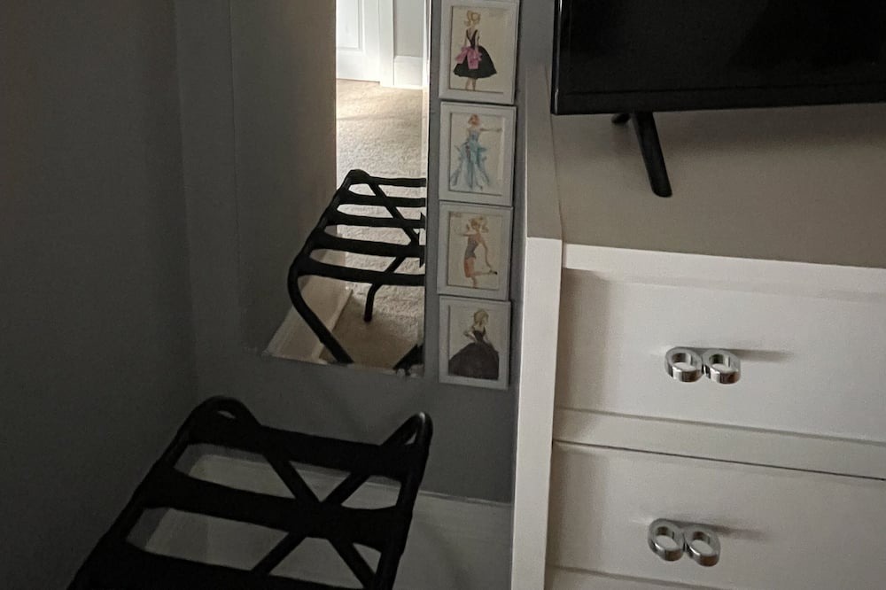 Photo of Bedroom in Frostburg