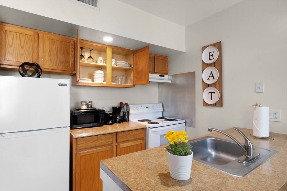 Photo of Kitchen in Graduate Hospital