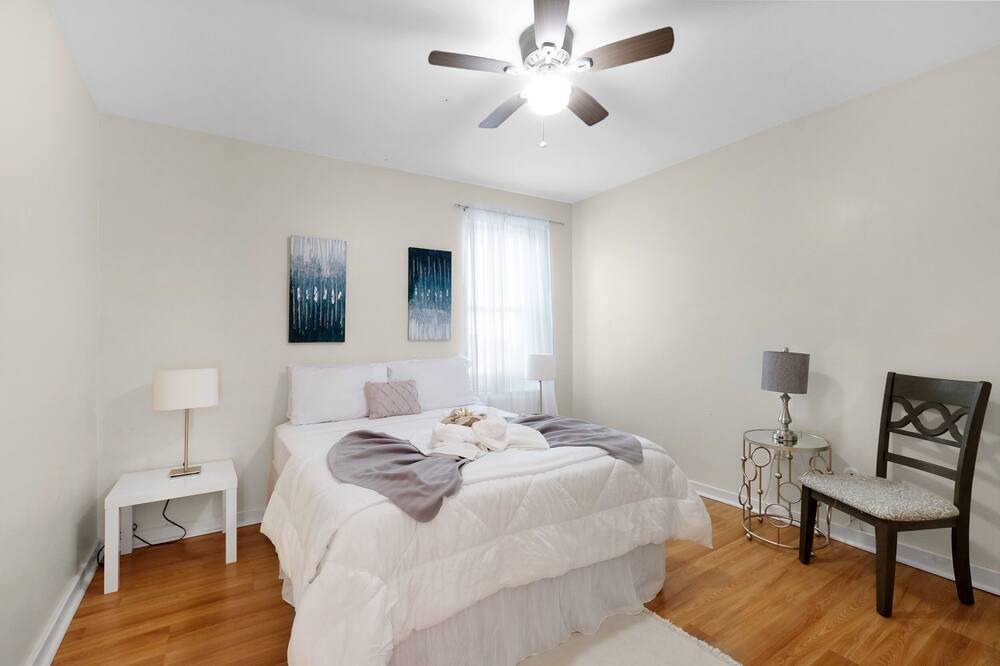 Photo of Bedroom in Graduate Hospital