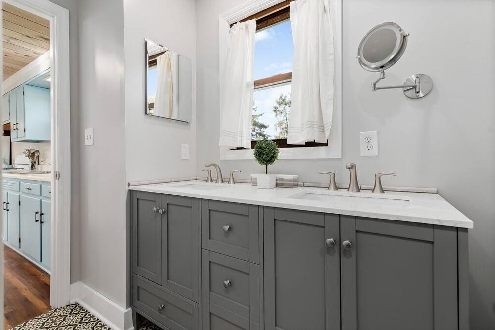Photo of Bathroom in Gibsonia