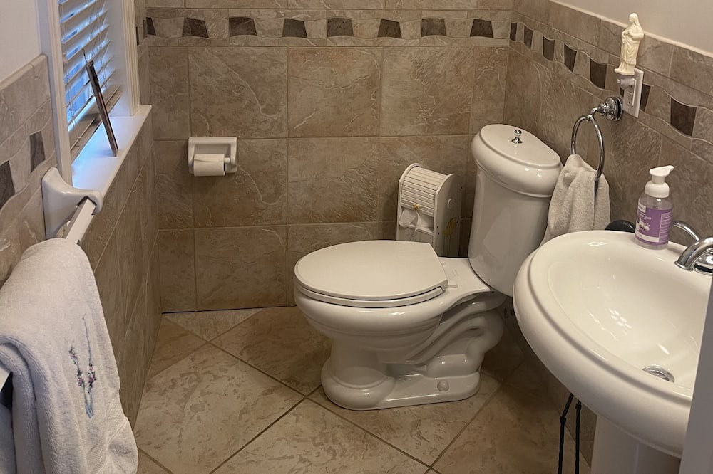 Photo of Bathroom in Erie