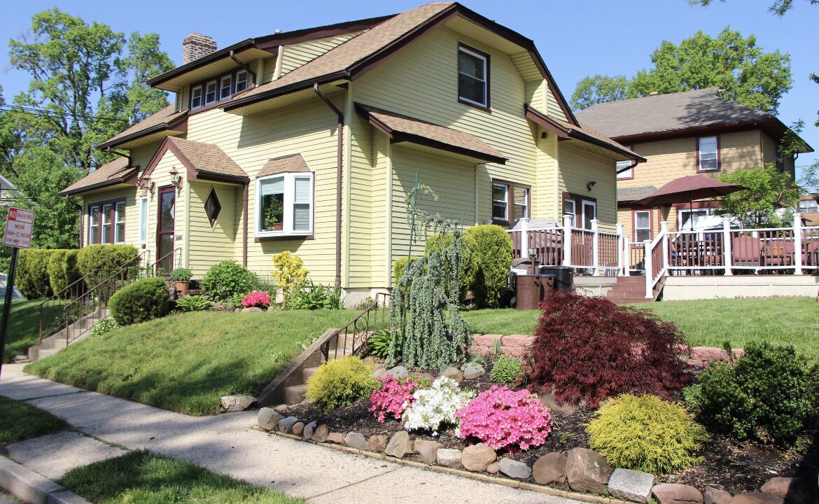 Photo of Outdoor in Hillside