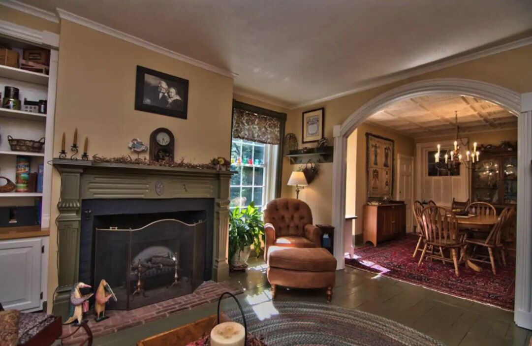Photo of Livingroom in Bethany