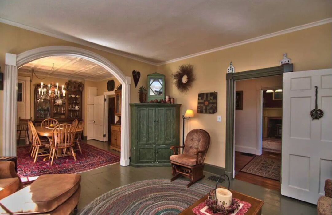 Photo of Livingroom in Bethany