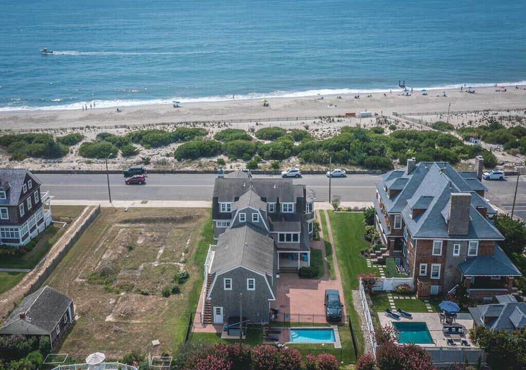 Photo of Outdoor in Admiral Estates